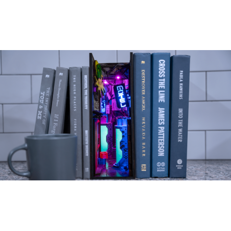 Cyber Punk Alley Book Noo Buchstütze